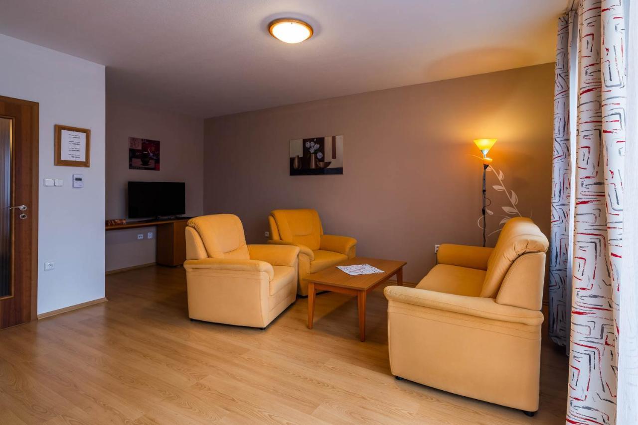 Apartman Eliska Trebon Exterior photo